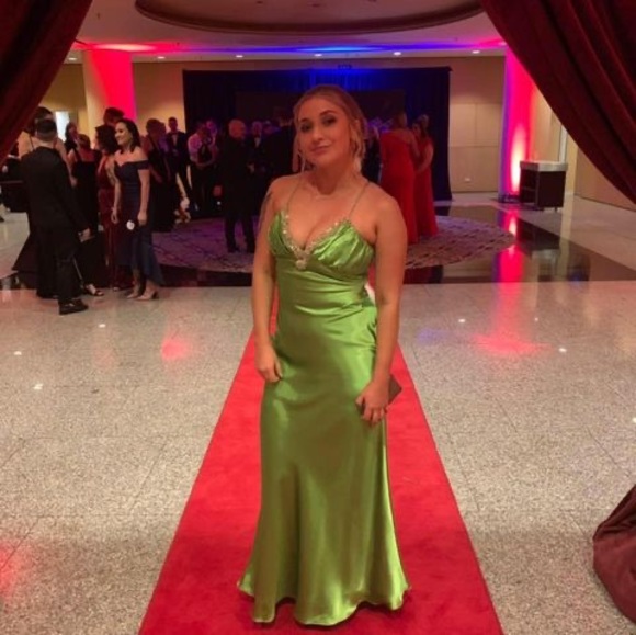 Meet your Posher, Doris - Picture 1 of 1